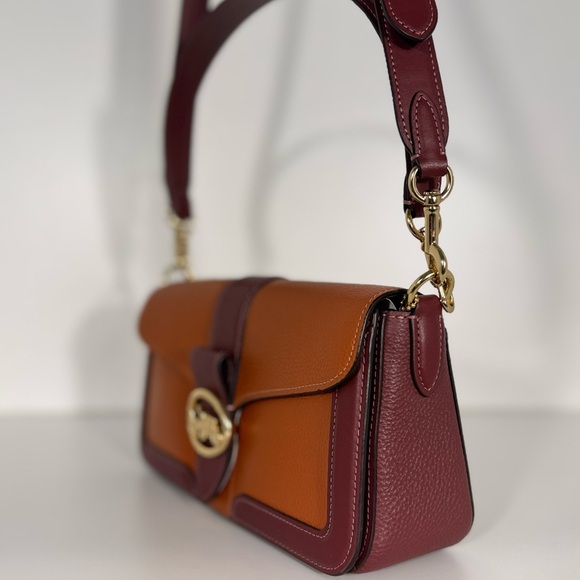 COACH Georgie Shoulder Bag Elegant Two-Tone Leather - Picture 9 of 14